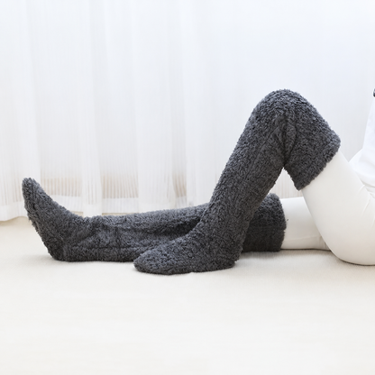 Calcetines de peluche, calor hasta la rodilla